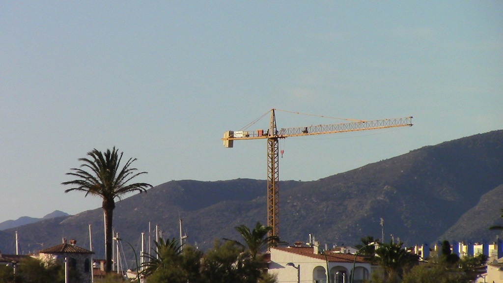 handycam Crane Figueres